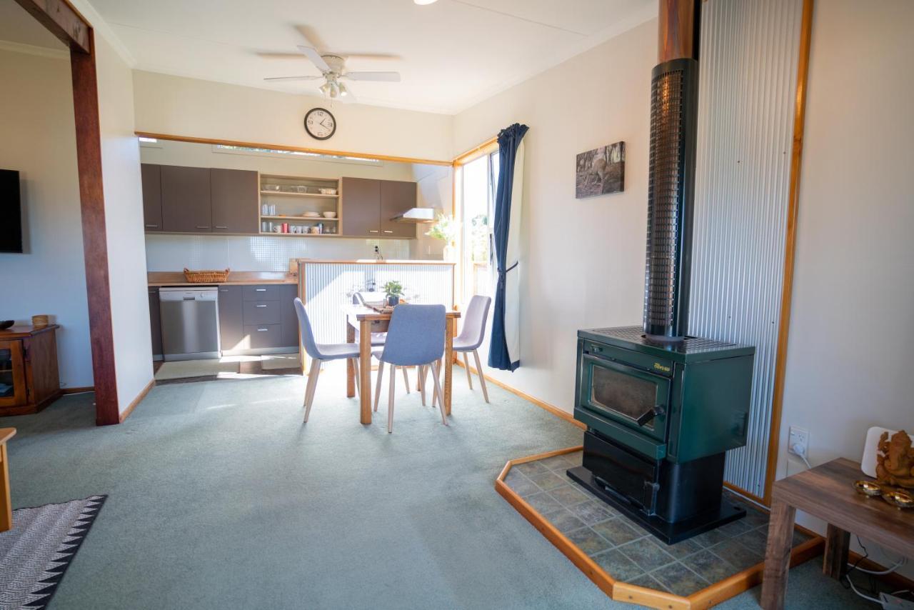 Dee'S On Bligh - Te Anau Holiday Home Exterior photo