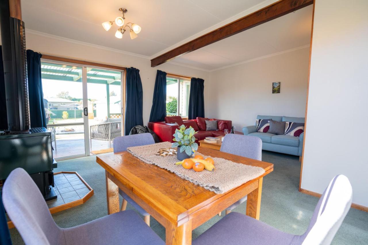 Dee'S On Bligh - Te Anau Holiday Home Exterior photo